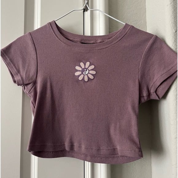 PacSun Tops - Pacsun Yin Yang tee